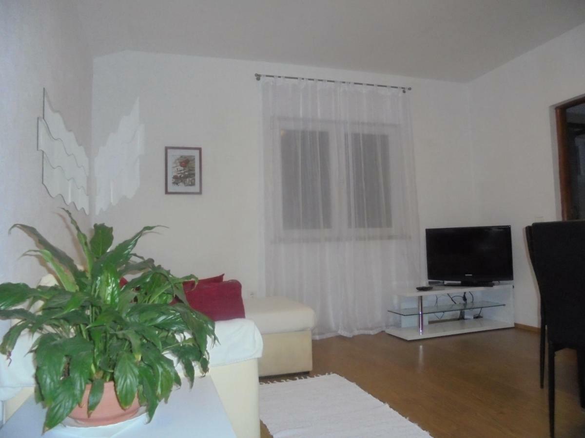 88 Apartment Pula